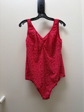 Lane Bryant Faux Lace Pink Red Bodysuit 18/20